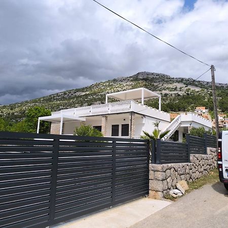 Apartman Lidija Starigrad Paklenica Exteriér fotografie