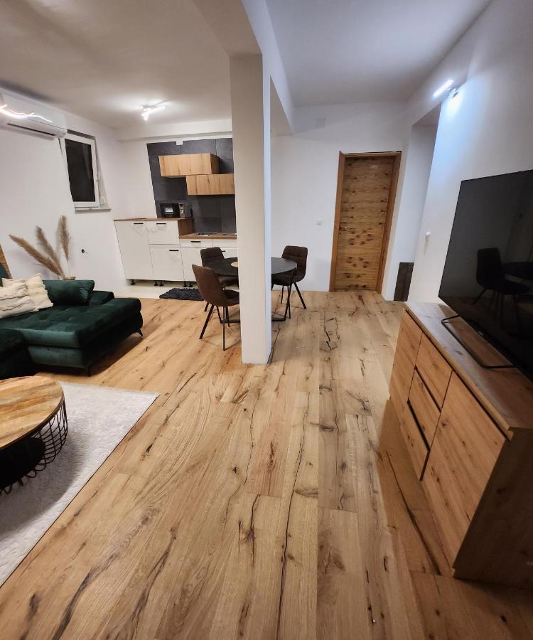 Apartman Lidija Starigrad Paklenica Exteriér fotografie
